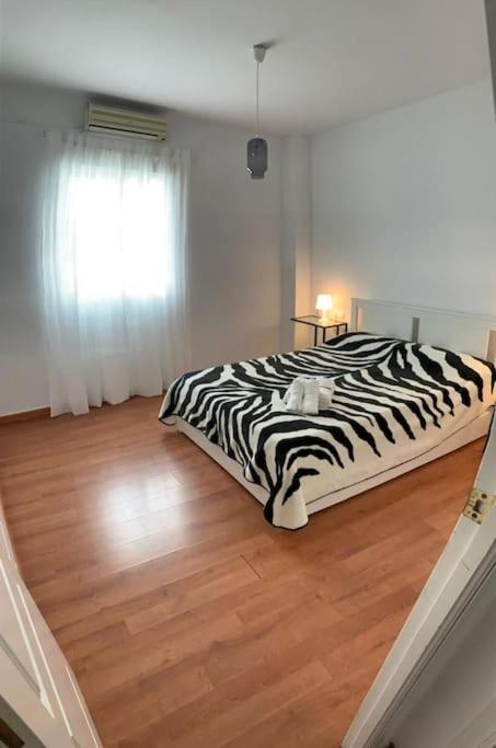 Apartamento Luminoso En Espartinas Totalmente Climatizado 외부 사진